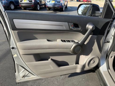 Used 2011 Honda CR-V LX image 7