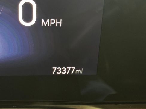 Used 2024 Buick Encore GX Sport Touring w/ Experience Buick Package FWD image 38