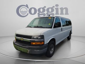 Used 2018 Chevrolet Express 3500 LT w/ LT Preferred Equipment Group RWD video 1