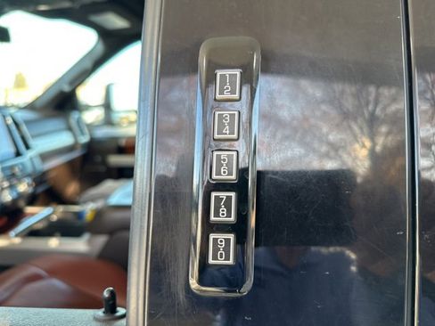 Used 2022 Ford F450 King Ranch w/ King Ranch Ultimate Package image 15