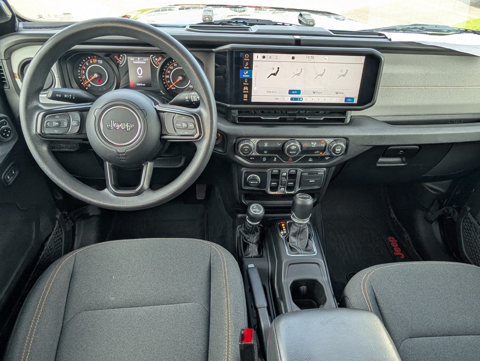 Used 2025 Jeep Gladiator Sport AWD/4WD image 11