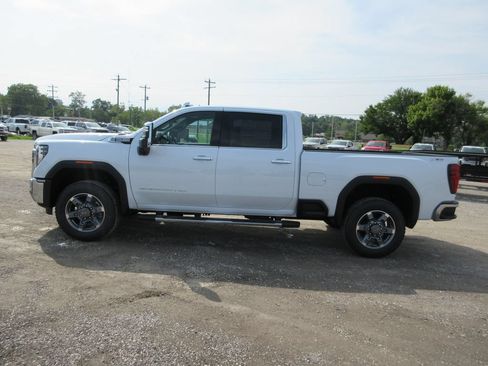 New 2026 GMC Sierra 2500 SLT w/ SLT Premium Package AWD/4WD image 9