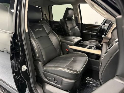 Used 2024 RAM 2500 Laramie AWD/4WD image 33