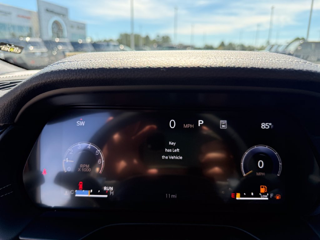 New 2027 Jeep Grand Cherokee Altitude RWD image 15