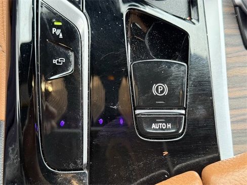 Used 2021 BMW 530i 530i w/ M Sport Package image 20