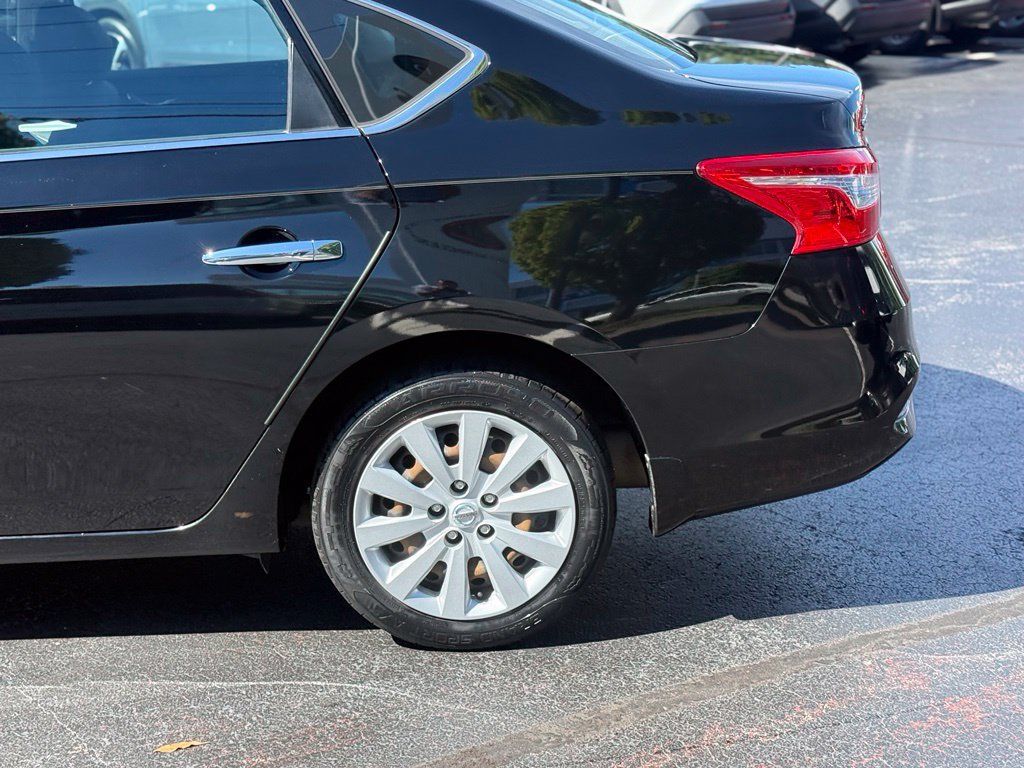 Used 2019 Nissan Sentra S FWD image 4