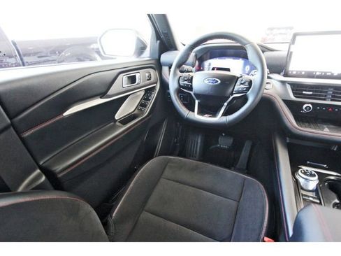 Used 2025 Ford Explorer ST w/ Sun And Sound Package AWD/4WD image 7