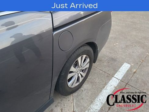 Used 2016 Honda Odyssey EX-L image 16