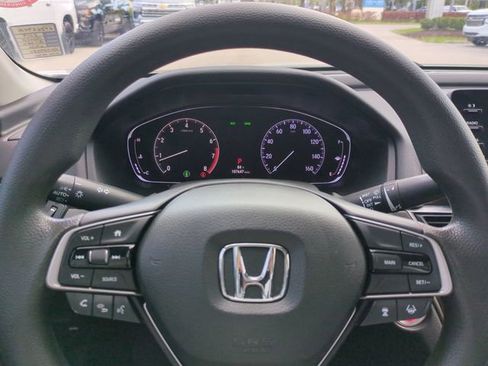 Used 2019 Honda Accord LX image 30