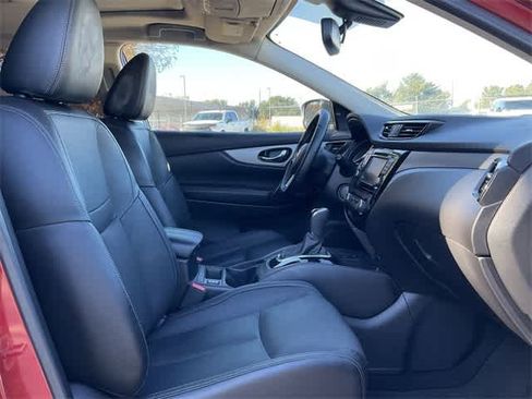 Used 2020 Nissan Rogue Sport SL w/ Premium Package image 18