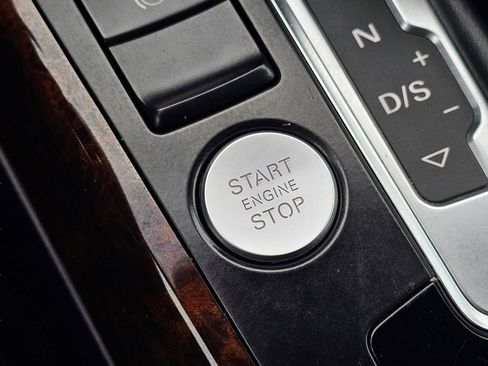 Used 2016 Audi A4 Premium Plus w/ Technology Package image 12