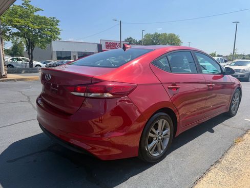 Used 2017 Hyundai Elantra SE w/ SE A/T Tech Package 03 FWD image 7