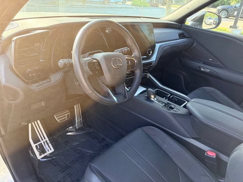 Used 2024 Lexus TX 500h AWD w/ Technology Package image 6