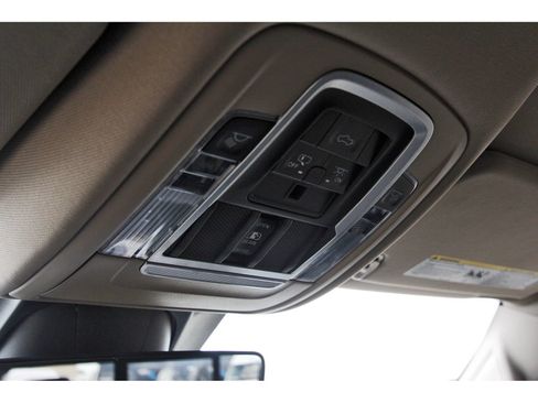 Used 2021 RAM 1500 Laramie AWD/4WD image 26