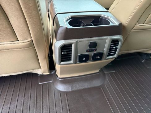 Used 2018 Ford F150 Lariat w/ Equipment Group 502A Luxury RWD image 19