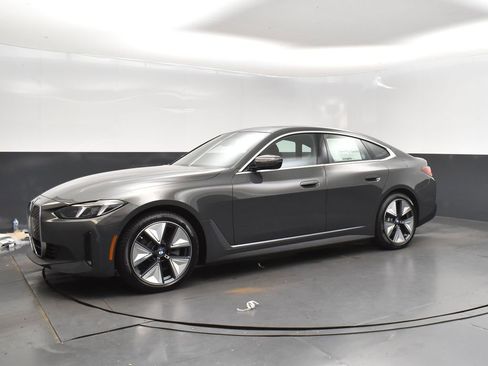 Used 2025 BMW i4 eDrive40 w/ Premium Package RWD image 3