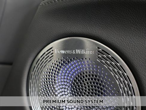 Used 2024 BMW XM image 4