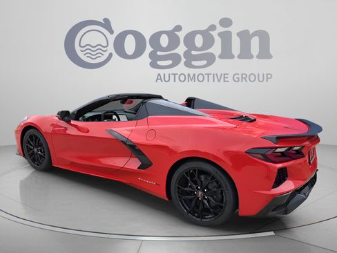 New 2027 Chevrolet Corvette Stingray Convertible RWD image 3