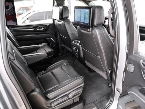 Used 2021 GMC Yukon XL Denali w/ Denali Premium Package RWD image 40
