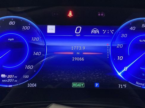 Used 2022 Mercedes-Benz EQS 580 4MATIC Sedan image 13