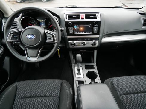 Used 2018 Subaru Outback 2.5i image 10