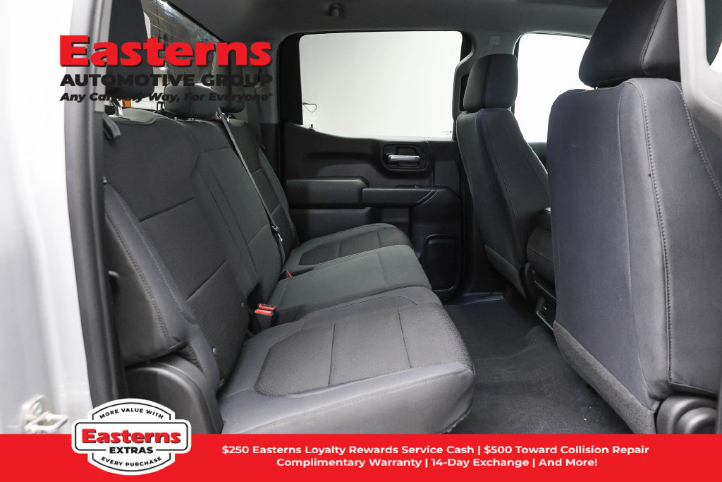 Used 2019 Chevrolet Silverado 1500 Custom w/ Custom Value Package AWD/4WD image 24