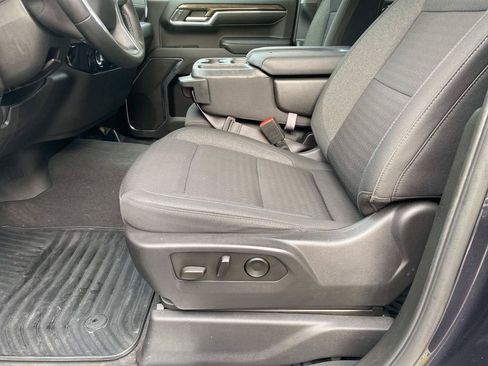 Used 2023 Chevrolet Silverado 1500 LT AWD/4WD image 19