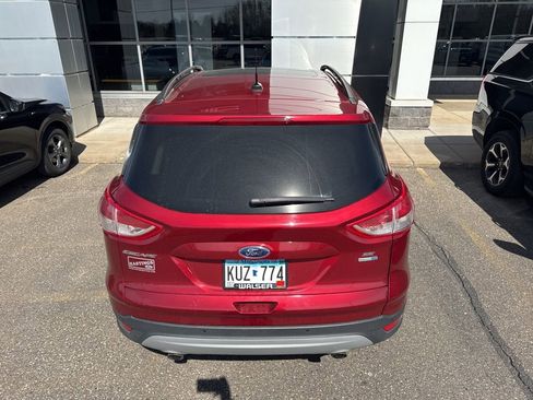 Used 2016 Ford Escape SE w/ Equipment Group 201A AWD/4WD image 8