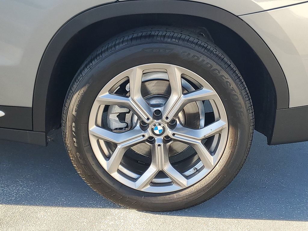 Used 2024 BMW X3 sDrive30i w/ Convenience Package RWD image 6