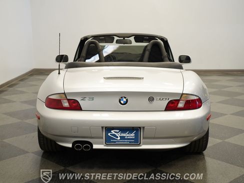 Used 2001 BMW Z3 3.0i RWD image 11