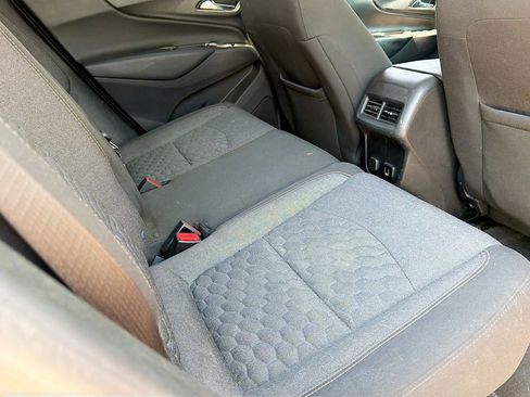 Used 2018 Chevrolet Equinox LT FWD image 22