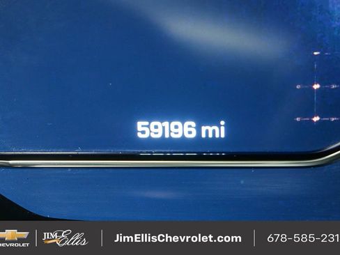 Used 2024 Chevrolet Suburban LT image 10