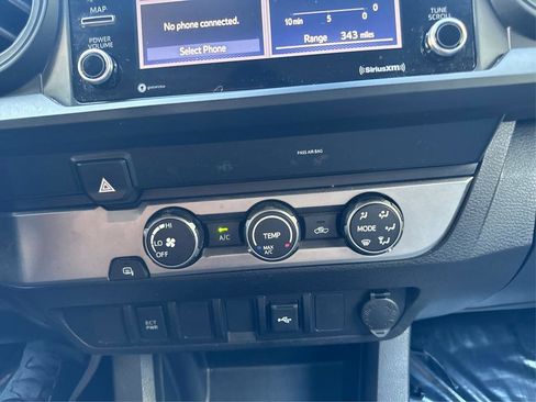 Used 2022 Toyota Tacoma SR RWD image 22