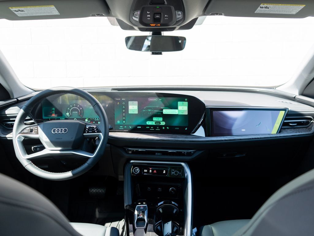 New 2026 Audi Q5 Premium Plus AWD/4WD image 10
