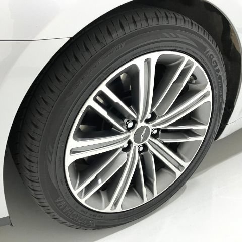Used 2018 Genesis G80 3.8 w/ Option Group 02 RWD image 17