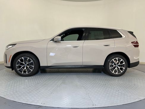 Used 2026 BMW X3 xDrive30 w/ Convenience Package AWD/4WD image 2