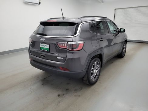 Used 2020 Jeep Compass Latitude FWD image 9