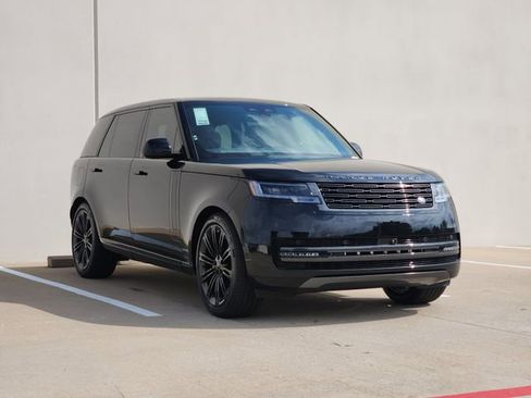 New 2026 Land Rover Range Rover Long Wheelbase SE image 2