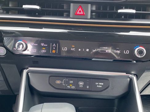 New 2026 Kia Carnival SX Prestige FWD image 16