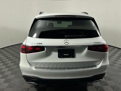 Used 2024 Mercedes-Benz GLS 450 4MATIC image 4