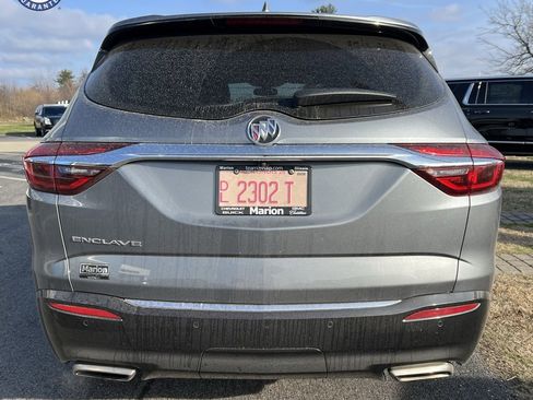 Used 2021 Buick Enclave Essence w/ Sound and Sites Package image 6