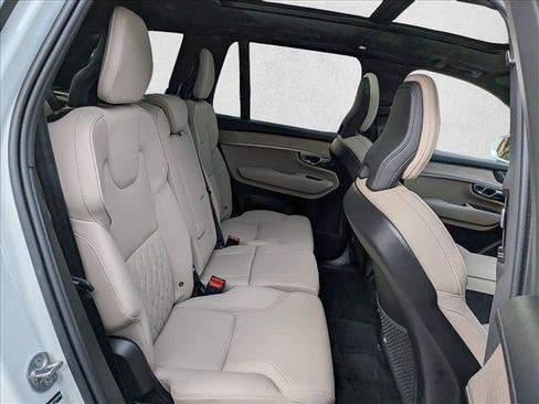 Certified 2026 Volvo XC90 B6 Plus w/ Protection Package Premier image 22
