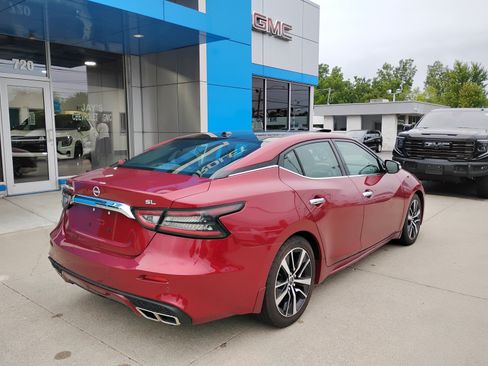 Used 2023 Nissan Maxima SL FWD image 7