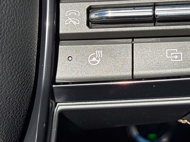 New 2027 GMC Terrain AT4 w/ Technology Package II AWD/4WD image 10