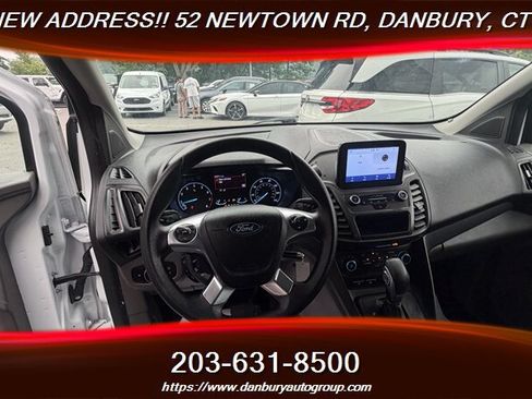 Used 2022 Ford Transit Connect XLT FWD image 15