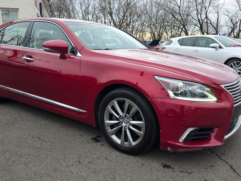 Used 2015 Lexus LS 460 AWD w/ Comfort Package image 8