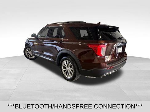Used 2020 Ford Explorer XLT w/ Equipment Group 202A image 3