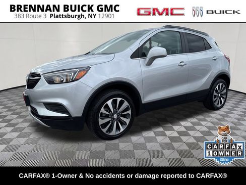 Used 2022 Buick Encore Preferred AWD/4WD image 1
