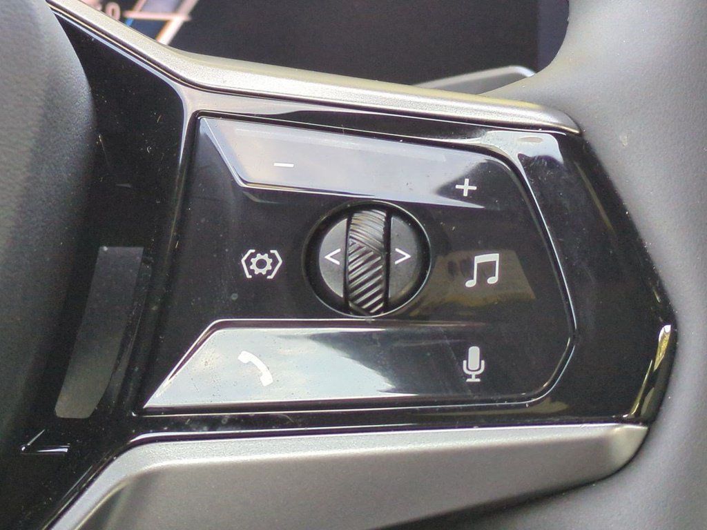New 2026 BMW i5 eDrive40 w/ Premium Package AWD/4WD image 26