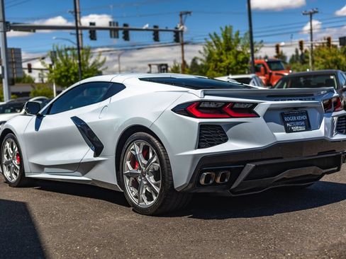 Used 2023 Chevrolet Corvette Stingray Coupe w/ 1LT RWD image 9
